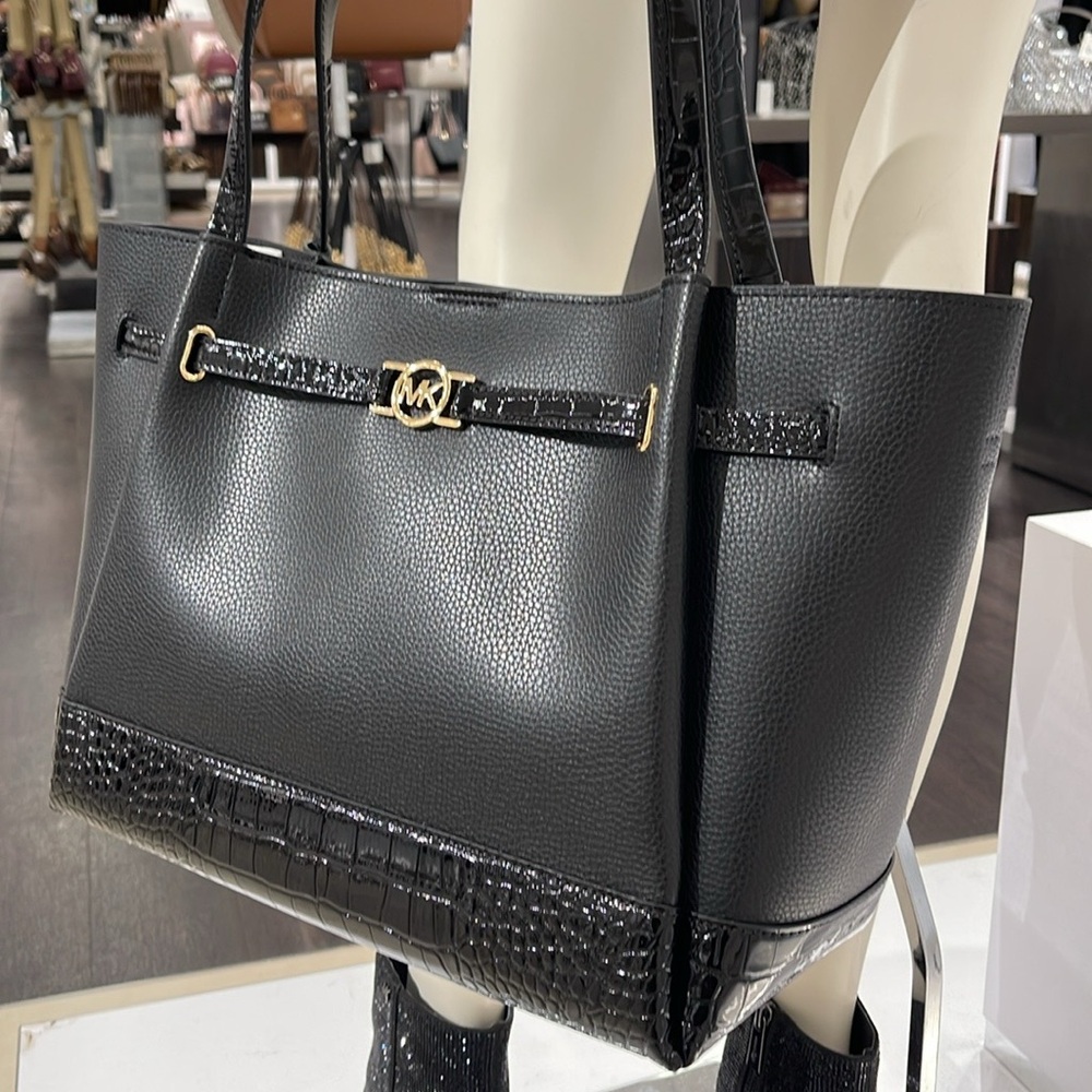 MICHAEL KORS
Reed Large Leather Belted Satchel Shoulder Handbag 
Black Crocodile - Picture 8 of 16
